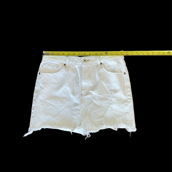 Lucky brand white denim cotton blend raw hem distressed jean skirt size 8 / 29 - Picture 6 of 12